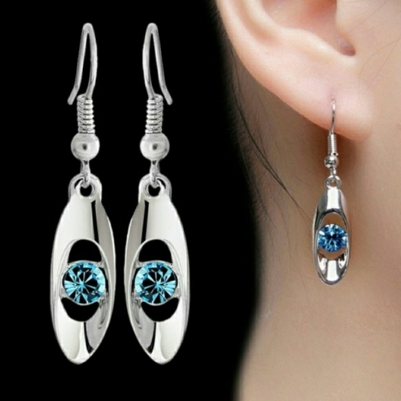 🎀Stunning 925 Crystal Droplet Earrings - Picture 7 of 8